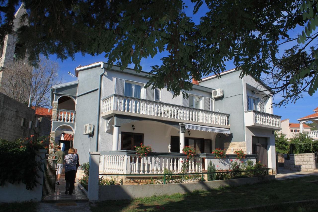 Apartments By The Sea Kukljica, Ugljan - 8400 Esterno foto